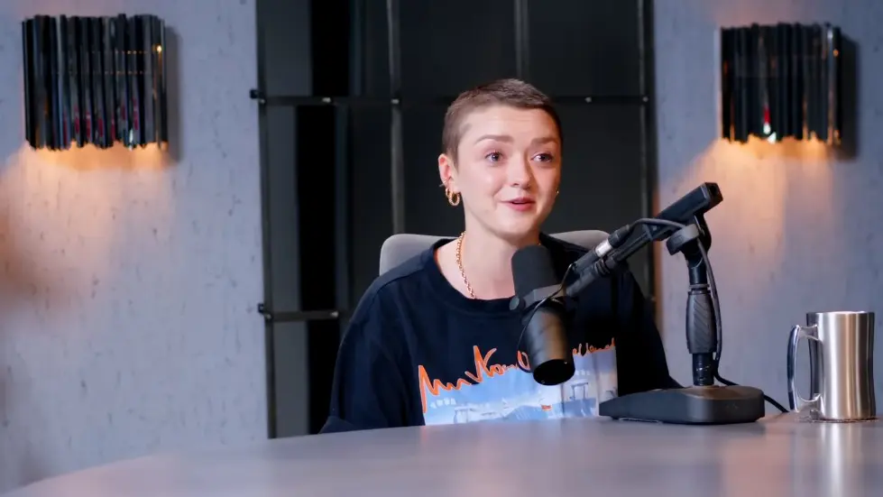 Maisie Williams: The Painful Past Of A Game Of Thrones Star | E181 028