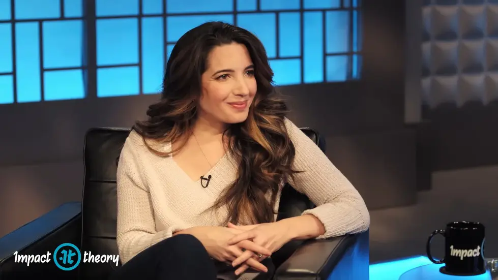 Stop Fearing Rejection & Be The Real You | Marie Forleo on Impact Theory 016