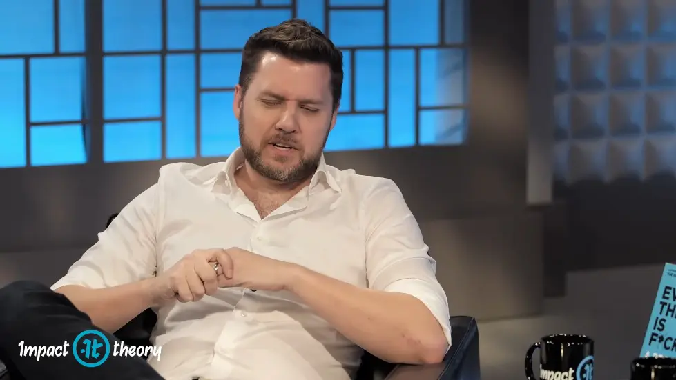 "EVERYTHING You Think You Know About Yourself Is WRONG!" (How To Find Yourself) | Mark Manson 004