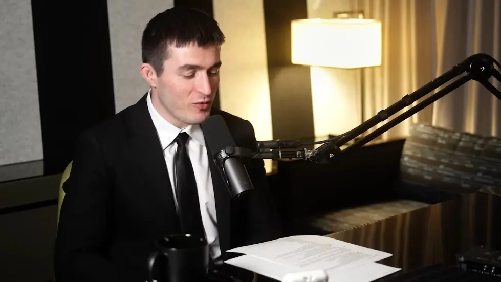 Max Tegmark: The Case for Halting AI Development | Lex Fridman Podcast #371 003