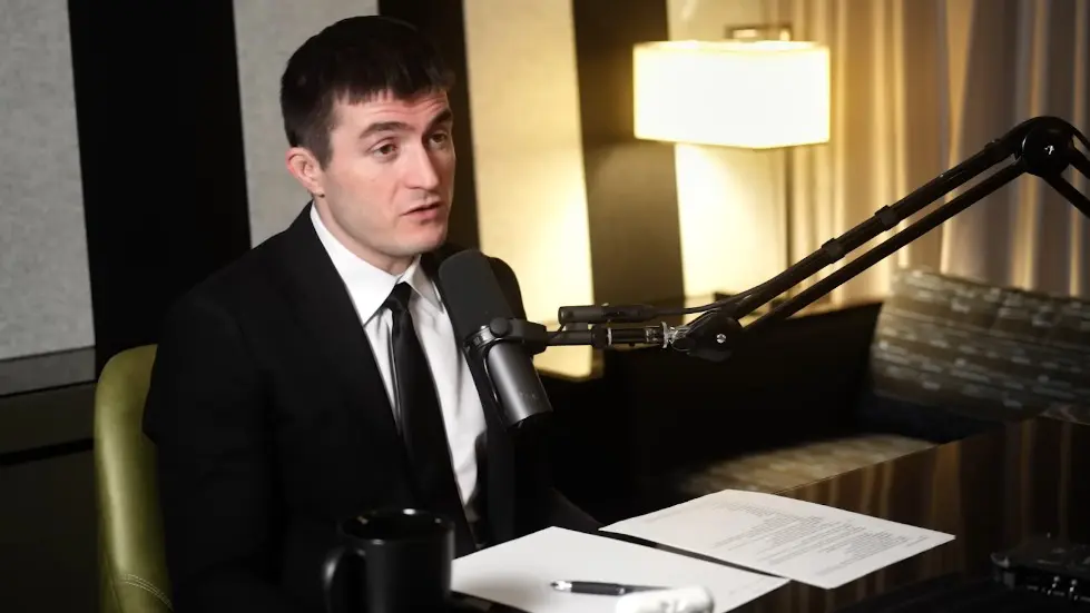 Max Tegmark: The Case for Halting AI Development | Lex Fridman Podcast #371 006