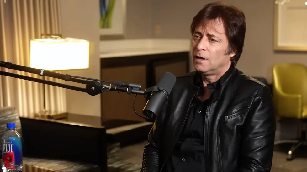 Max Tegmark: The Case for Halting AI Development | Lex Fridman Podcast #371 009