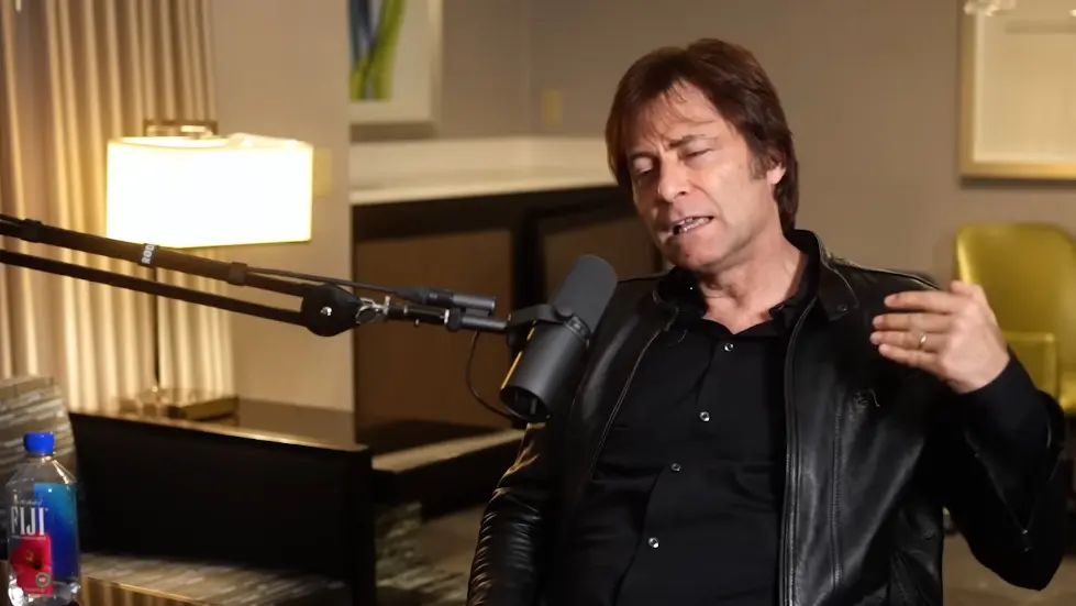 Max Tegmark: The Case for Halting AI Development | Lex Fridman Podcast #371 019