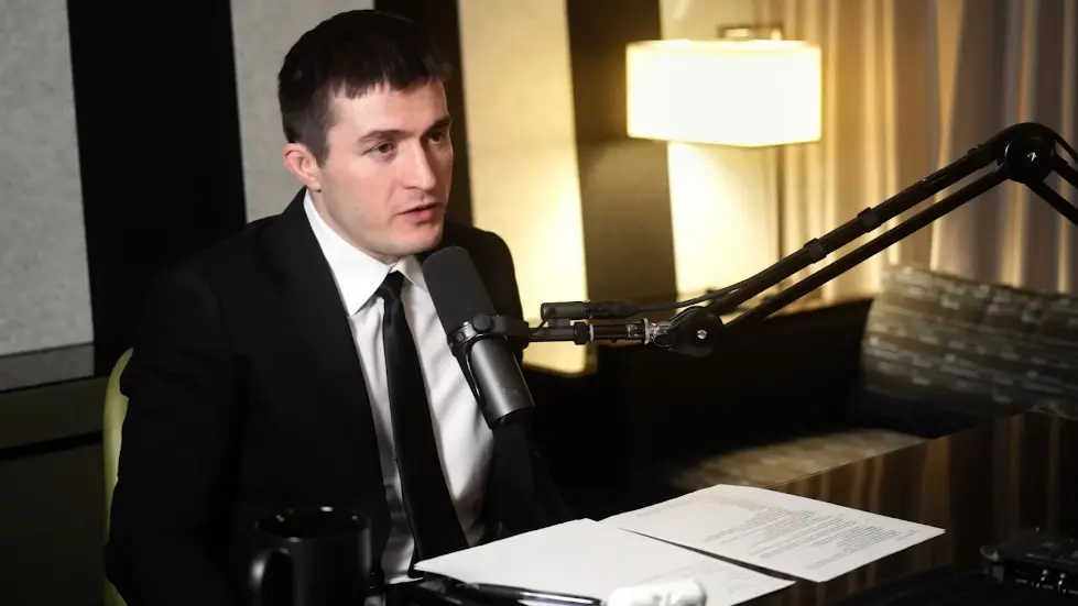 Max Tegmark: The Case for Halting AI Development | Lex Fridman Podcast #371 023