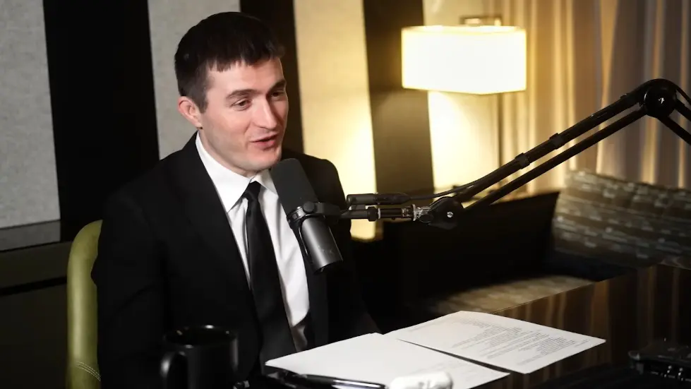 Max Tegmark: The Case for Halting AI Development | Lex Fridman Podcast #371 026