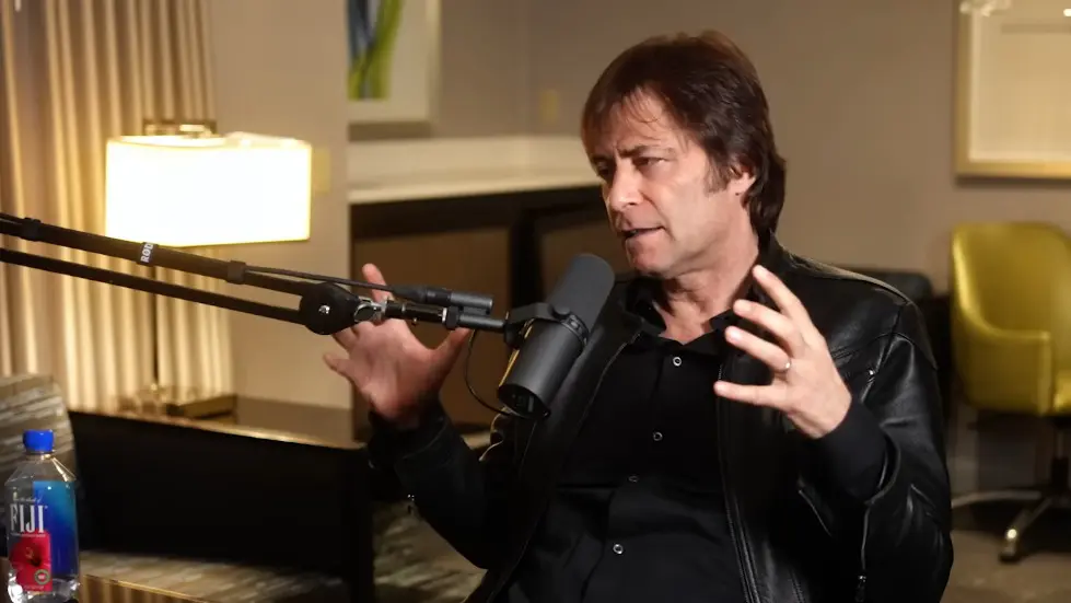 Max Tegmark: The Case for Halting AI Development | Lex Fridman Podcast #371 041