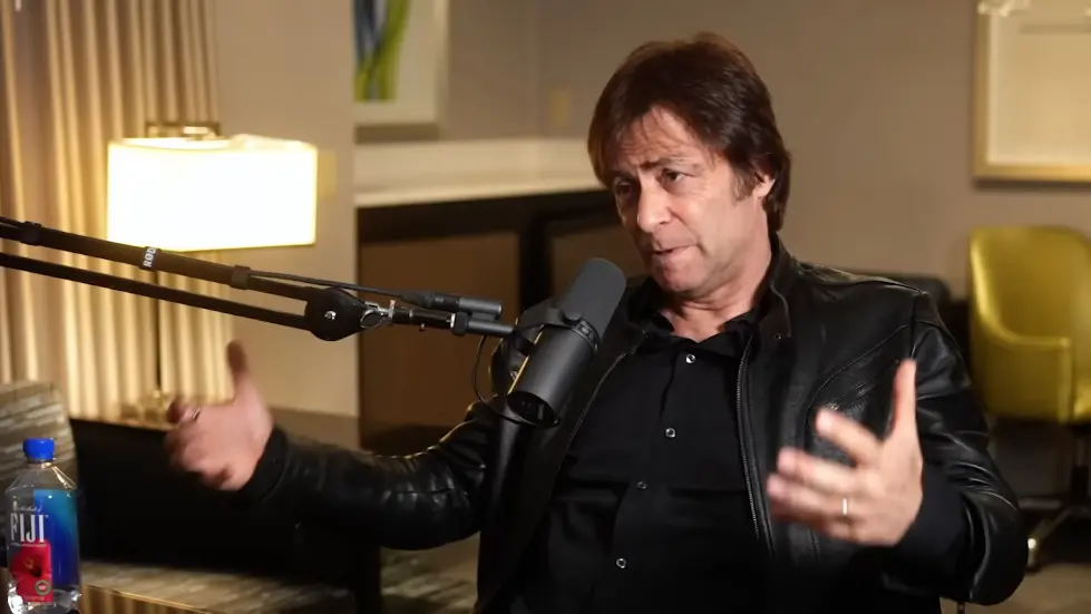 Max Tegmark: The Case for Halting AI Development | Lex Fridman Podcast #371 046