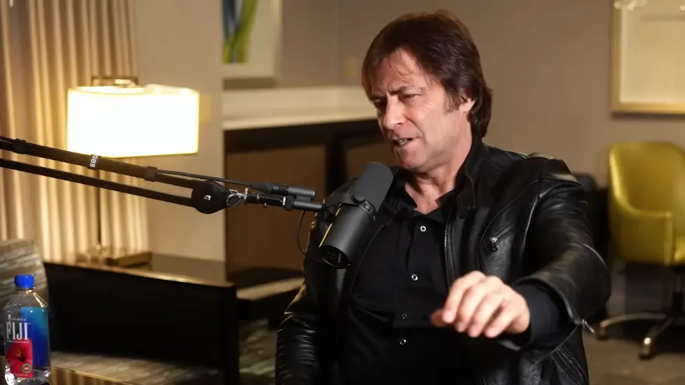 Max Tegmark: The Case for Halting AI Development | Lex Fridman Podcast #371 053