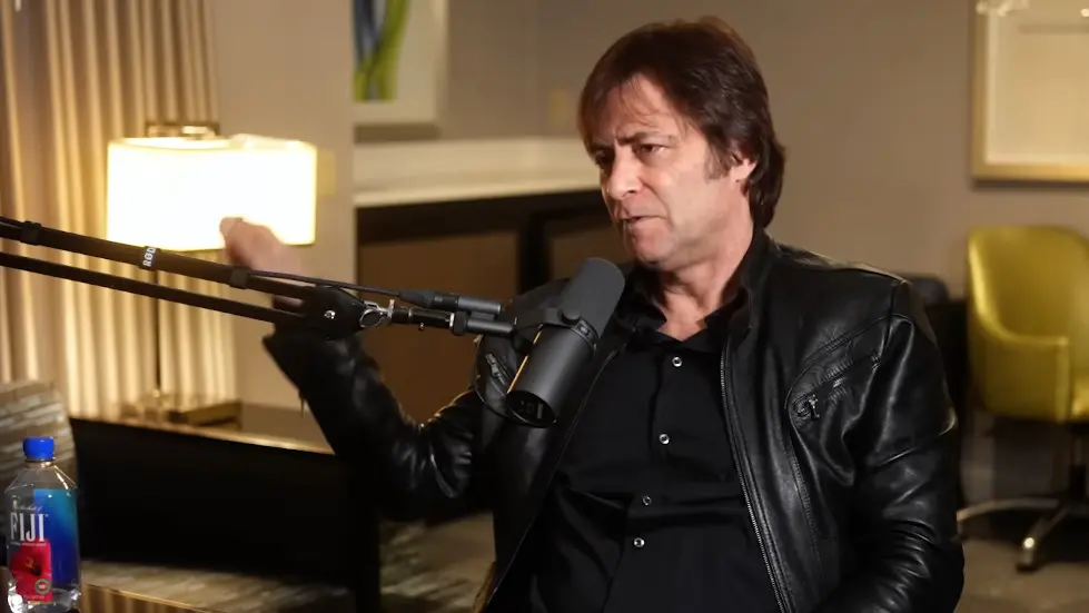 Max Tegmark: The Case for Halting AI Development | Lex Fridman Podcast #371 054