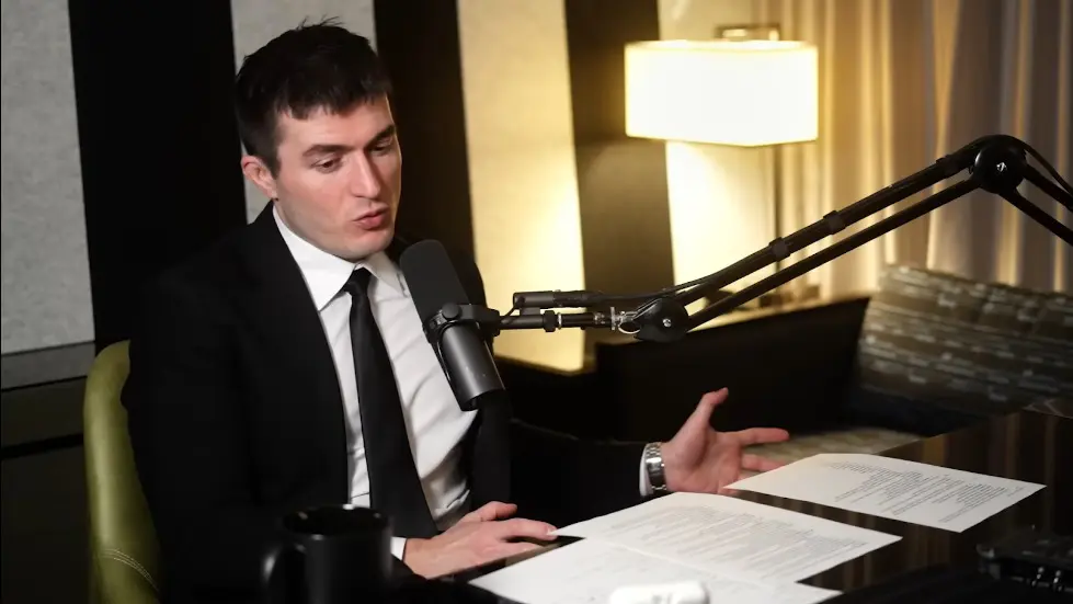 Max Tegmark: The Case for Halting AI Development | Lex Fridman Podcast #371 065