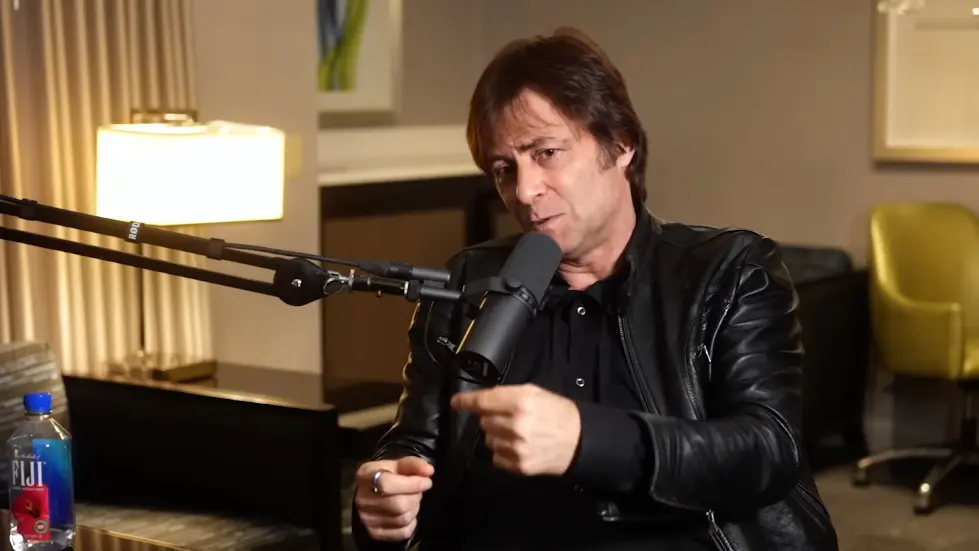 Max Tegmark: The Case for Halting AI Development | Lex Fridman Podcast #371 071