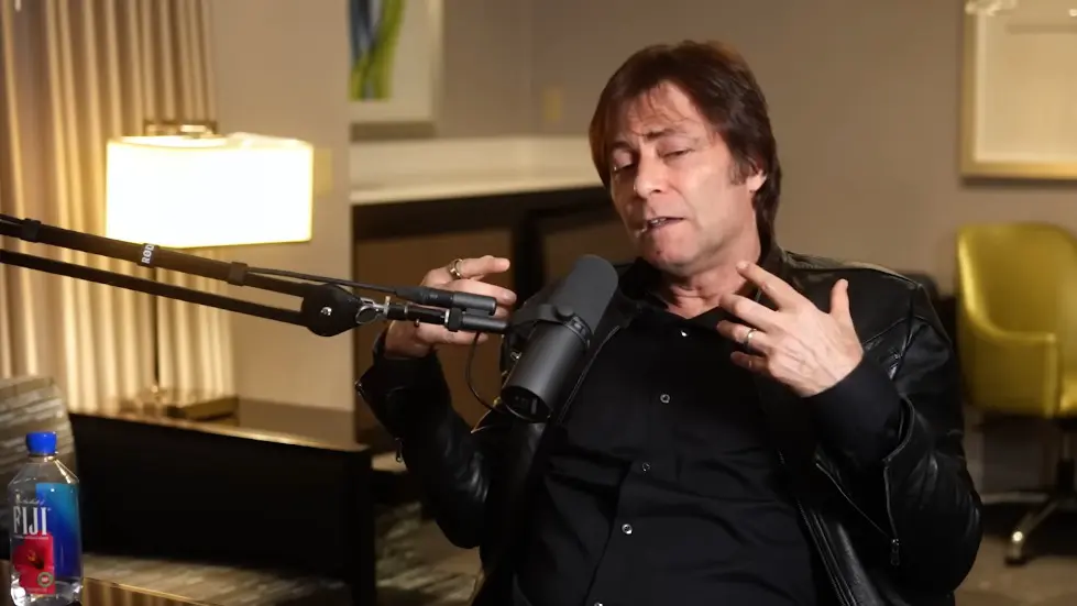 Max Tegmark: The Case for Halting AI Development | Lex Fridman Podcast #371 074