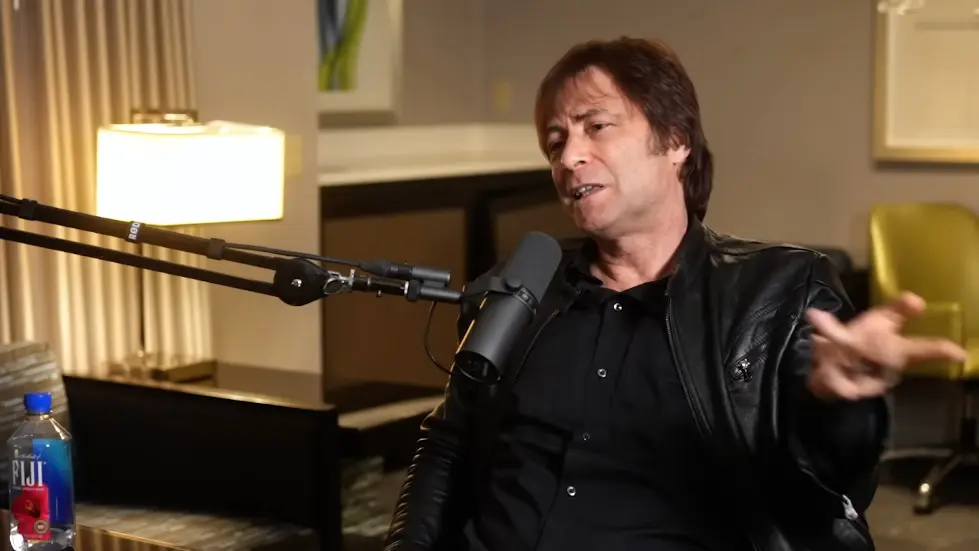 Max Tegmark: The Case for Halting AI Development | Lex Fridman Podcast #371 075