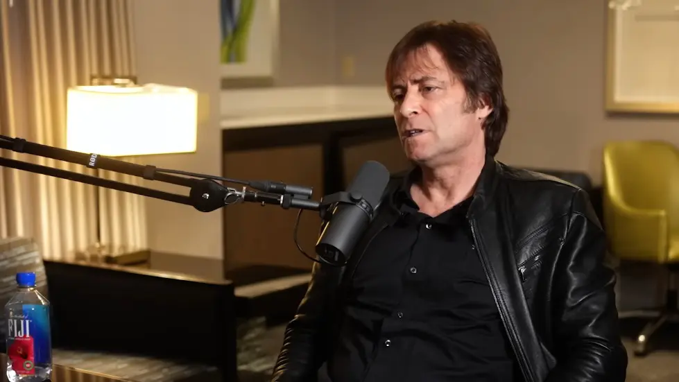 Max Tegmark: The Case for Halting AI Development | Lex Fridman Podcast #371 078