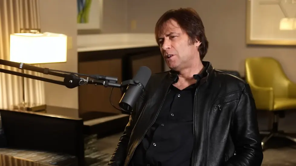 Max Tegmark: The Case for Halting AI Development | Lex Fridman Podcast #371 084