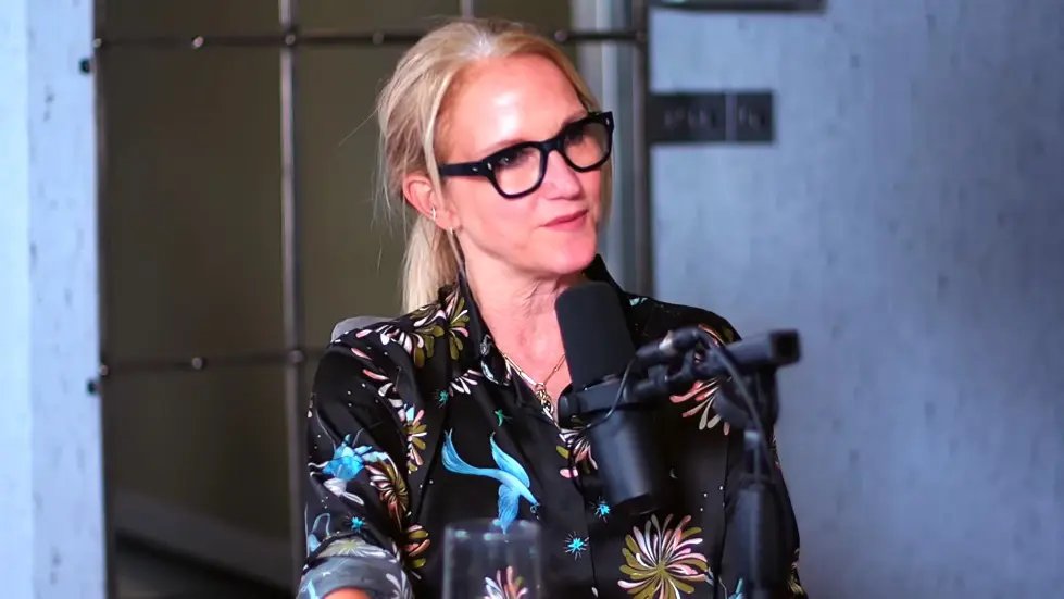 Mel Robbins: This One Hack Will Unlock Your Happier Life | E108 003