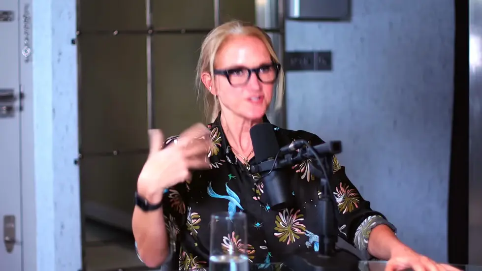 Mel Robbins: This One Hack Will Unlock Your Happier Life | E108 014