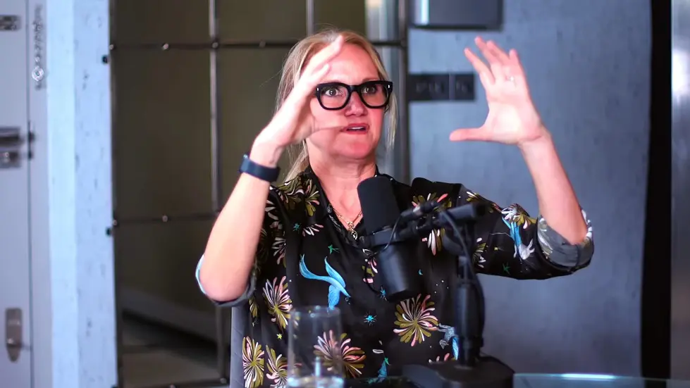 Mel Robbins: This One Hack Will Unlock Your Happier Life | E108 026