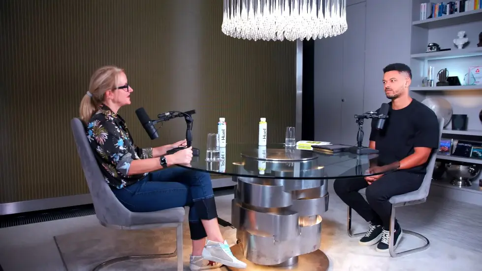 Mel Robbins: This One Hack Will Unlock Your Happier Life | E108 033