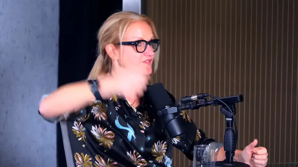 Mel Robbins: This One Hack Will Unlock Your Happier Life | E108 041