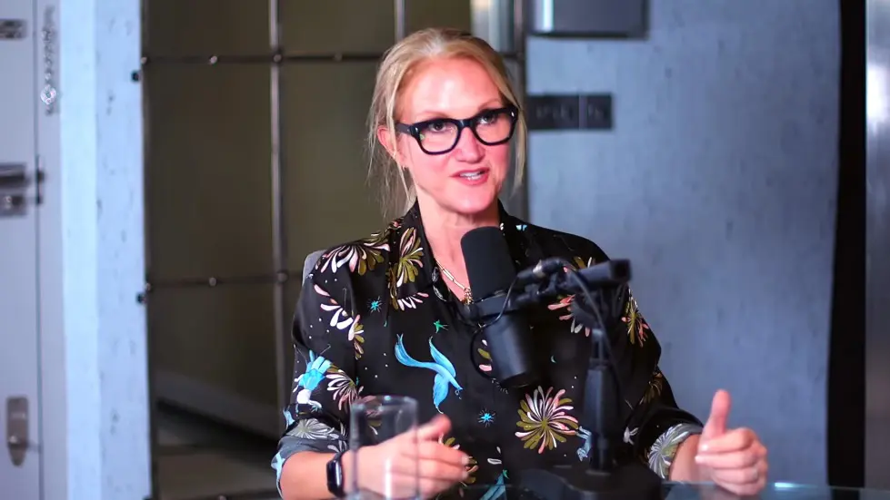 Mel Robbins: This One Hack Will Unlock Your Happier Life | E108 046