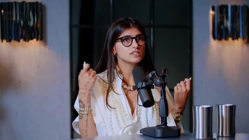 Mia Khalifa Opens Up About The Dark Side Of The Adult Entertainment Industry | E248 027