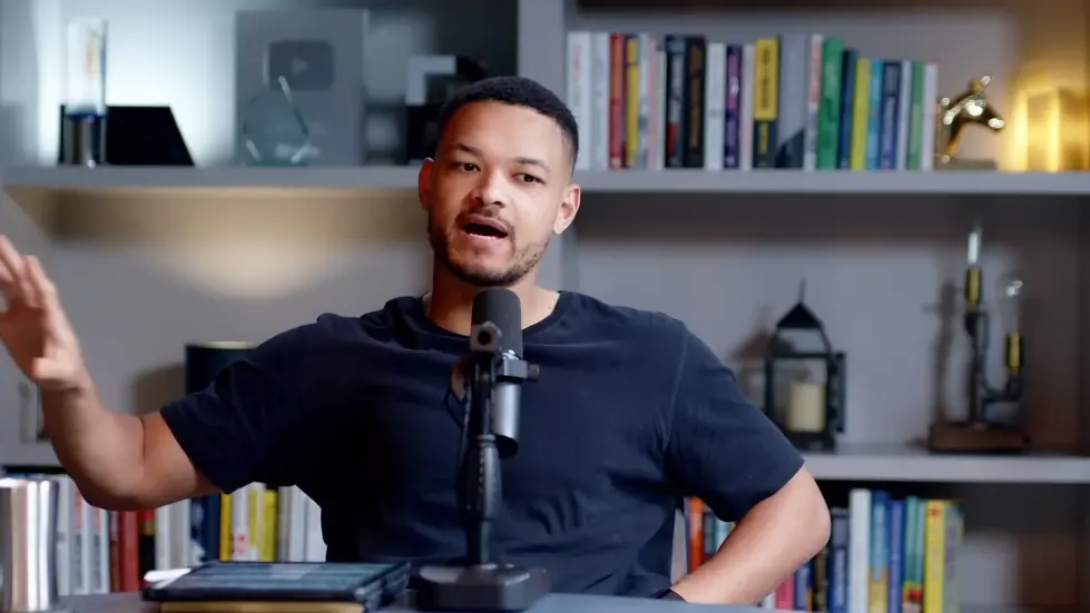 Mia Khalifa Opens Up About The Dark Side Of The Adult Entertainment Industry | E248 028