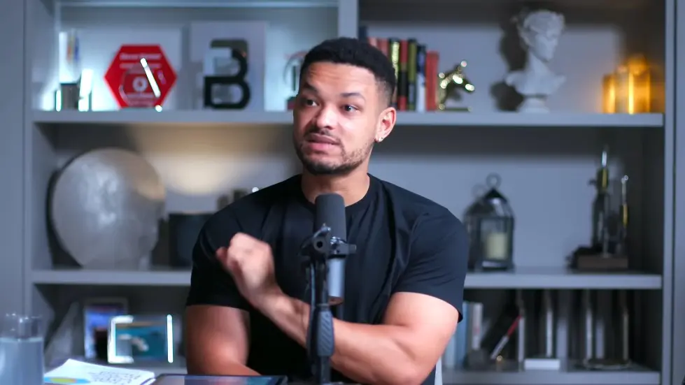 The Happiness Expert: Retrain Your Brain For Maximum Happiness: Mo Gawdat | E144 002