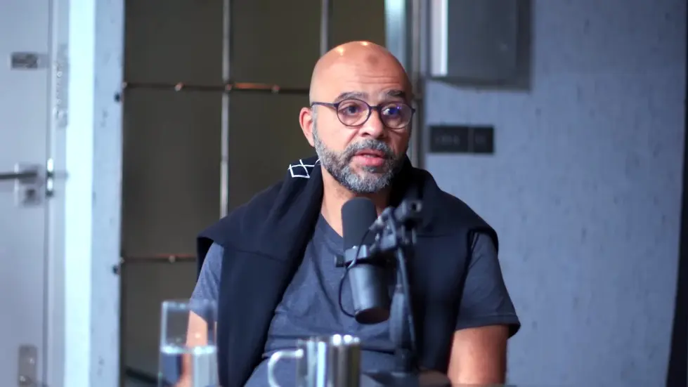 The Happiness Expert: Retrain Your Brain For Maximum Happiness: Mo Gawdat | E144 009