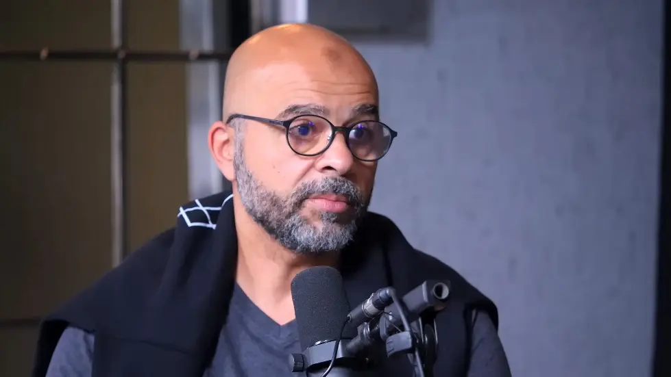 The Happiness Expert: Retrain Your Brain For Maximum Happiness: Mo Gawdat | E144 010