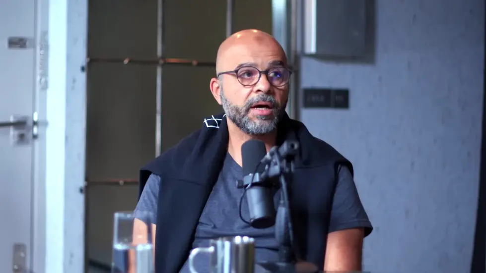 The Happiness Expert: Retrain Your Brain For Maximum Happiness: Mo Gawdat | E144 014