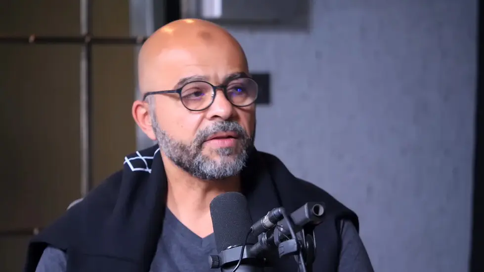 The Happiness Expert: Retrain Your Brain For Maximum Happiness: Mo Gawdat | E144 015