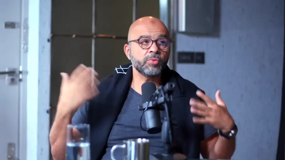 The Happiness Expert: Retrain Your Brain For Maximum Happiness: Mo Gawdat | E144 019