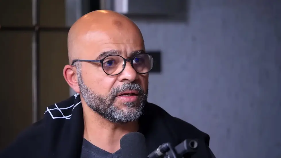 The Happiness Expert: Retrain Your Brain For Maximum Happiness: Mo Gawdat | E144 065