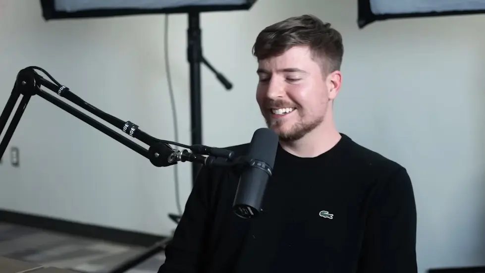 MrBeast: Future of YouTube, Twitter, TikTok, and Instagram | Lex Fridman Podcast #351 010