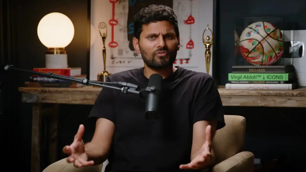 Noah Cyrus ON: FOCUS ON YOURSELF, NOT OTHERS - Stop Negative Thoughts & Build SELF LOVE 001