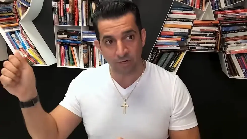 The KEY HABITS All Successful People Have To ACHIEVE ANYTHING! | Patrick Bet David & Jay Shetty 001