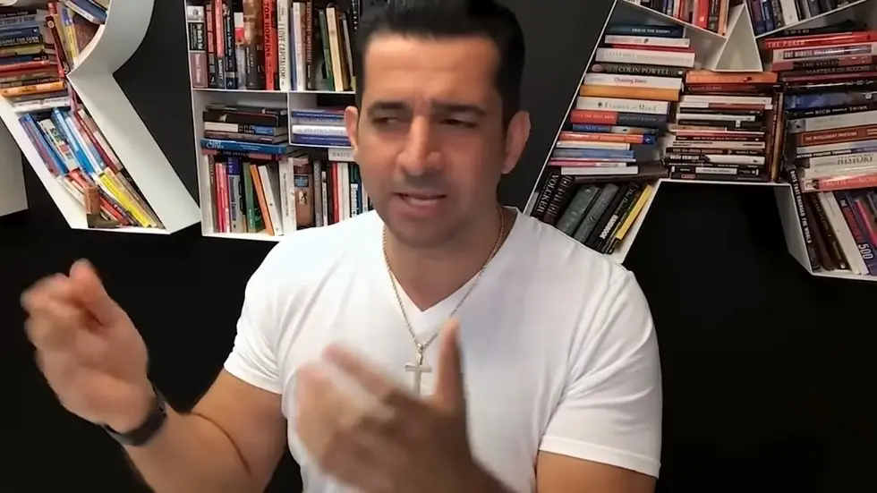 The KEY HABITS All Successful People Have To ACHIEVE ANYTHING! | Patrick Bet David & Jay Shetty 011