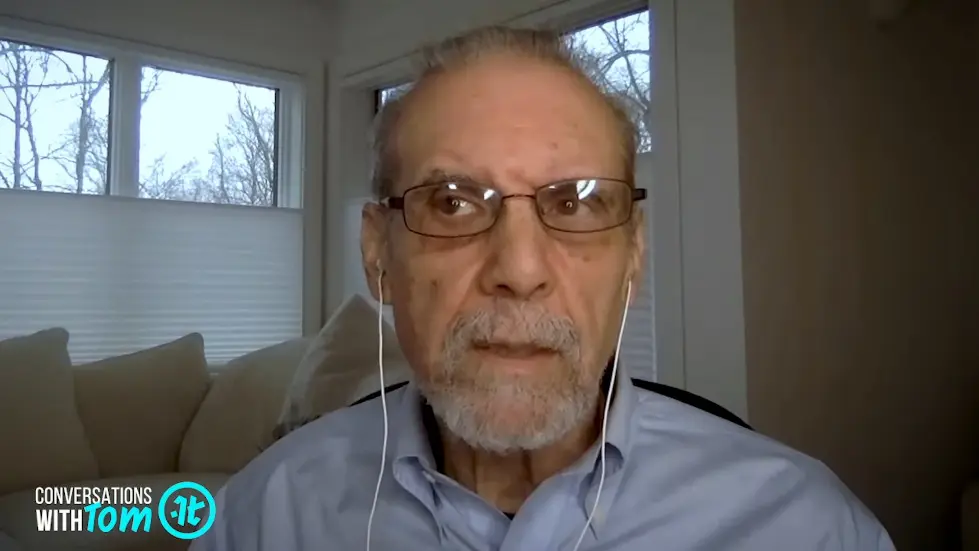 Psychologist Daniel Goleman Reveals How to Strengthen Your Emotional IQ | Conversations with Tom 023