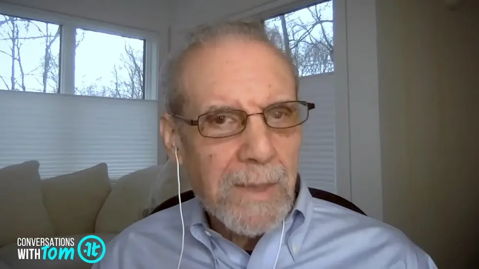 Psychologist Daniel Goleman Reveals How to Strengthen Your Emotional IQ | Conversations with Tom 042