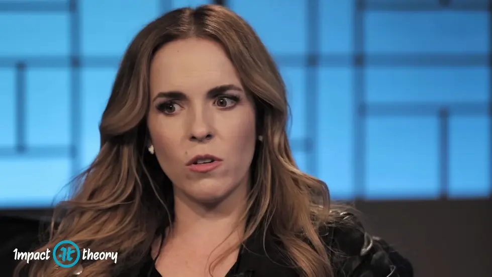 I Don&rsquo;t Care What You Think Of Me For Having A Dream | Rachel Hollis on Impact Theory 005