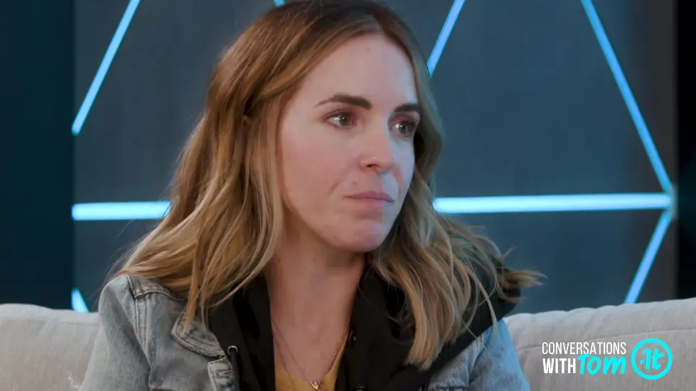 Rachel Hollis Shares Her Secrets for Reframing The Toughest Years of Your Life 002