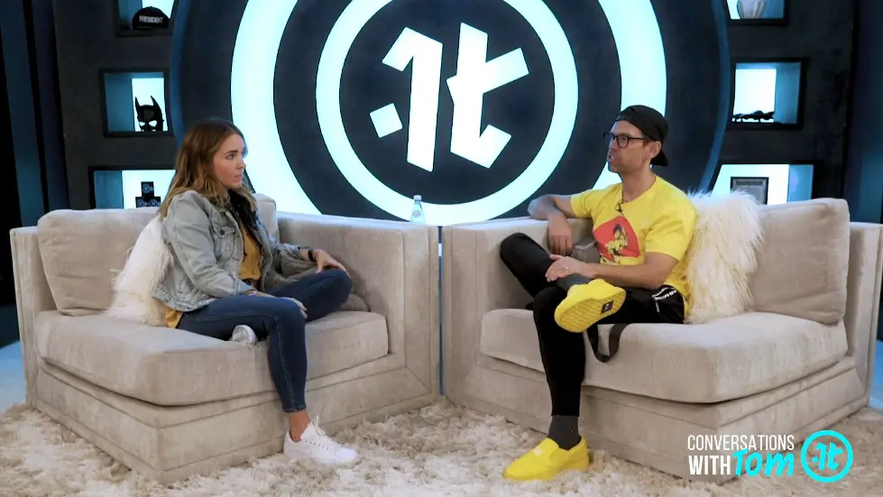 Rachel Hollis Shares Her Secrets for Reframing The Toughest Years of Your Life 004