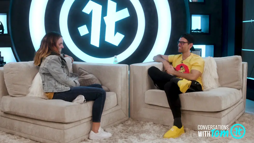 Rachel Hollis Shares Her Secrets for Reframing The Toughest Years of Your Life 068