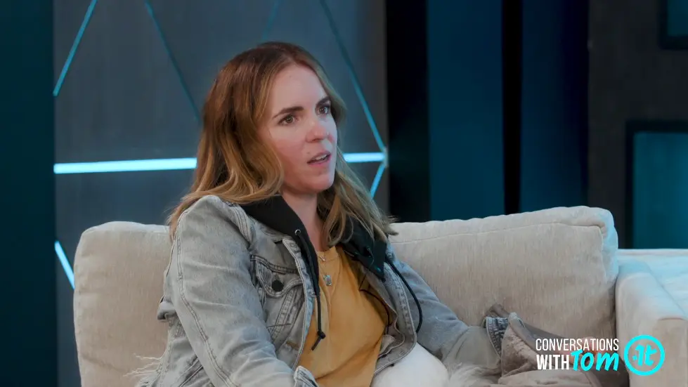 Rachel Hollis Shares Her Secrets for Reframing The Toughest Years of Your Life 076