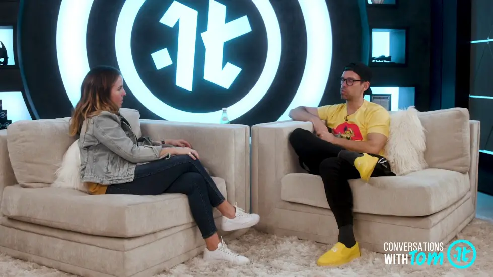 Rachel Hollis Shares Her Secrets for Reframing The Toughest Years of Your Life 086