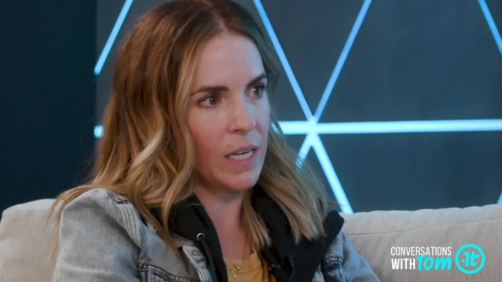 Rachel Hollis Shares Her Secrets for Reframing The Toughest Years of Your Life 090