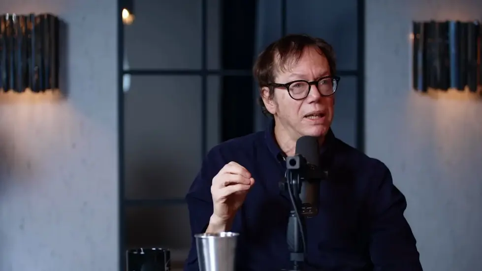 Robert Greene: How To Seduce Anyone, Build Confidence & Become Powerful | E232 015