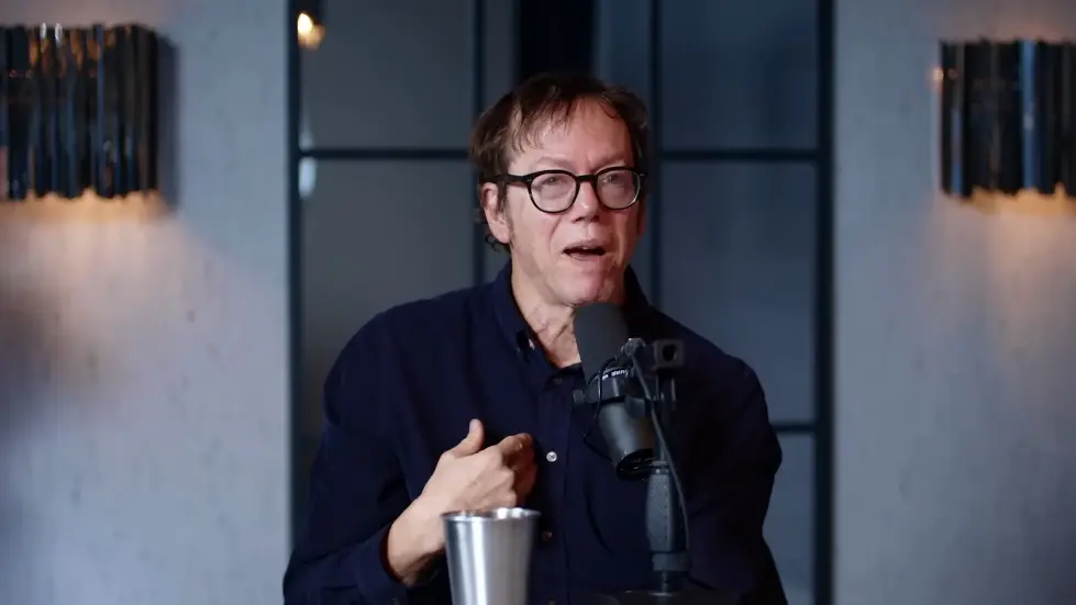 Robert Greene: How To Seduce Anyone, Build Confidence & Become Powerful | E232 053