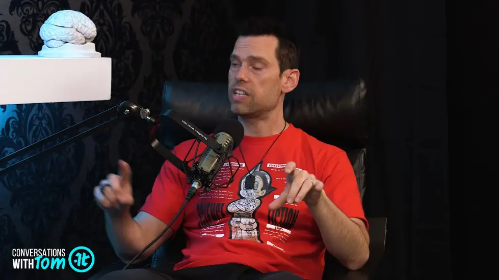 How to Use Stillness to Achieve Greatness | Ryan Holiday on Conversations with Tom 002